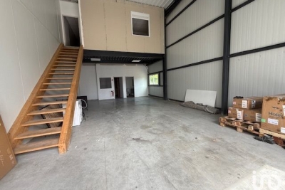 Commerce à louer à EYSINES Saint-Seurin-sur-l'Isle  - 131 m² 