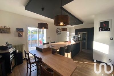 Maison à vendre à DOMPIERRE SUR MER  - 5 pièces - 96 m² 