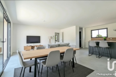 Maison à vendre à ST SULPICE D ARNOULT  - 4 pièces - 94 m² 