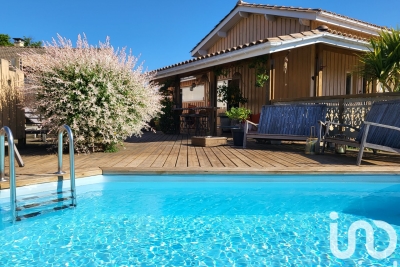 Maison à vendre à VENDAYS-MONTALIVET Sainte-Foy-la-Grande - 4 pièces - 105 m² 