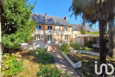 Maison à vendre à VERNANTES Baumette (Zone Naturelle) - 8 pièces - 163 m² 