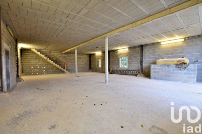 Maison à louer à ESVRES  - 6 pièces - 410 m² 