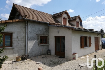 Maison à vendre à ST GERVAIS EN VALLIERE  - 5 pièces - 114 m² 