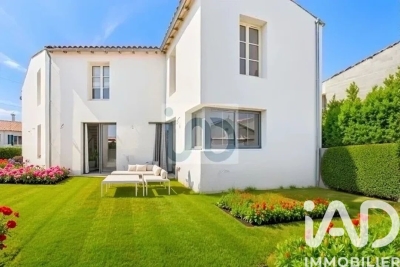 Maison à vendre à LA FLOTTE La Flotte - 4 pièces - 137 m² 