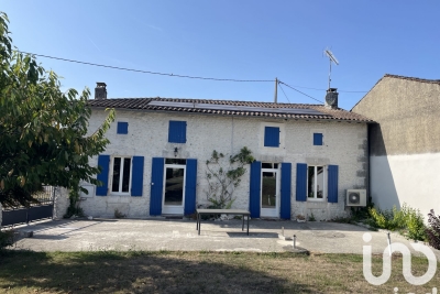 Maison à vendre à RéAUX SUR TRèFLE  - 5 pièces - 213 m² 