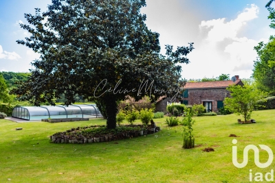 Maison à vendre petite maison au bord de l eau 