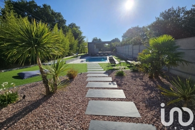 Maison à vendre à MONTREVERD  - 7 pièces - 196 m² 