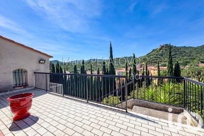 Maison à vendre maison village garage piscine 