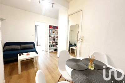 Appartement à vendre à PARIS 18EME Folie Mericourt 11 - 2 pièces - 30 m² 