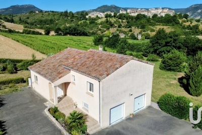 Maison à vendre à ST VINCENT DE BARRES  - 4 pièces - 110 m² 