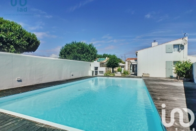 Maison à vendre maison village garage piscine 