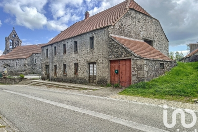 Maison à vendre à LACHAMP RAPHAEL  - 14 pièces - 354 m² 