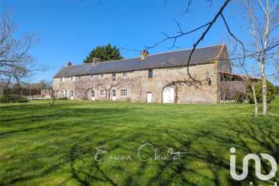 Maison à vendre à ST ETIENNE DE MONTLUC  - 6 pièces - 240 m² 