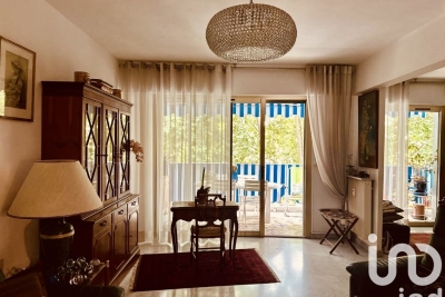 Appartement à vendre à CAGNES-SUR-MER Le Nord-Est - 3 pièces - 94 m² 