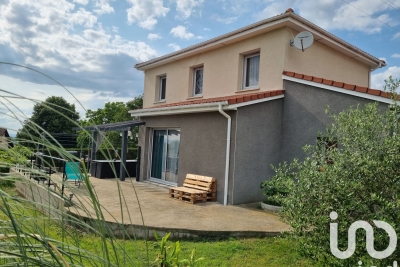 Maison à vendre à HAUTE RIVOIRE  - 5 pièces - 109 m² 
