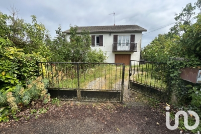 Maison à vendre maison village garage piscine 