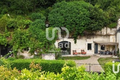 Maison à vendre à REUGNY  - 6 pièces - 250 m² 