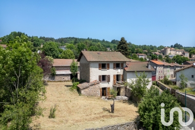 Maison à vendre à ST BONNET LE CHASTEL  - 4 pièces - 100 m² 