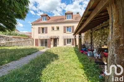 Maison à vendre à PIERRELAYE  - 8 pièces - 158 m² 