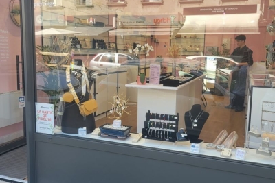 Commerce à vendre à TOURS   - 30 m² 