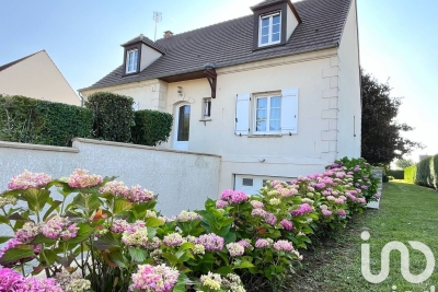 Maison à vendre à NOYON  - 5 pièces - 152 m² 