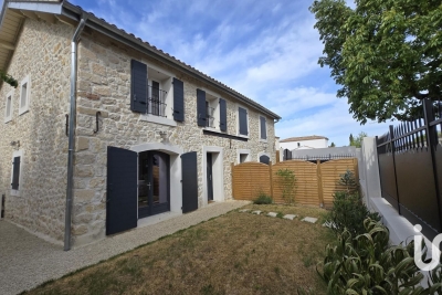 Maison à vendre à LE PUY-STE-REPARADE  - 4 pièces - 84 m² 