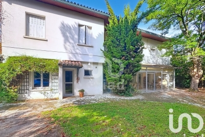 Maison à vendre usage mixte