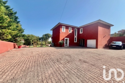 Maison à vendre maison village garage piscine 