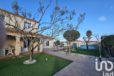 Maison à vendre maison village garage piscine 