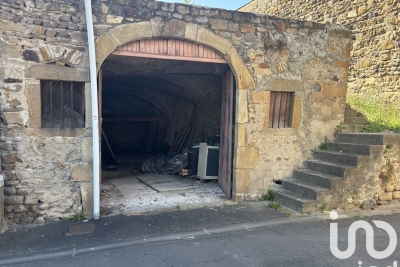 Maison à vendre à COUDES  - 1 pièces - 100 m² 