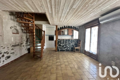 Maison à vendre maison village garage piscine 