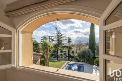 Maison à vendre à ST-PRIEST  - 6 pièces - 284 m² 