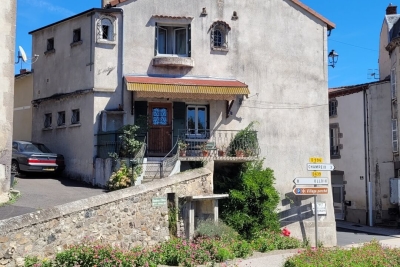 Maison à vendre à MONTAIGUT LE BLANC  - 4 pièces - 90 m² 