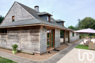 Maison à vendre à ANGRIE Baumette (Zone Naturelle) - 12 pièces - 351 m² 