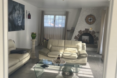 Maison à vendre à ORLEAT  - 3 pièces - 151 m² 