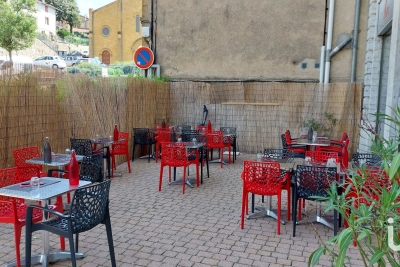 Commerce à vendre à ST FORGEUX   - 200 m² 