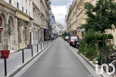 Parking/Garage à vendre à PARIS 9EME Belleville  - 12 m² 