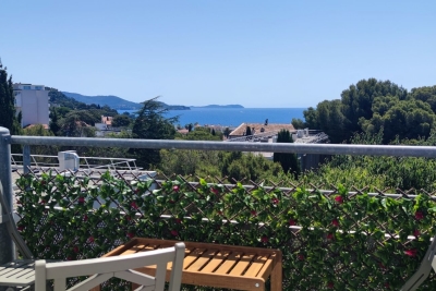 Appartement à vendre à TOULON Aguillon - 3 pièces - 66 m² 