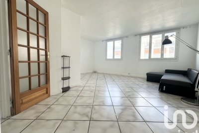 Appartement à vendre à PARIS 18EME Folie Mericourt - 3 pièces - 69 m² 