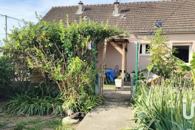 Maison à vendre à ST-PRIEST  - 4 pièces - 67 m² 