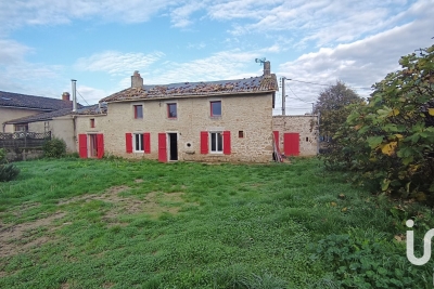 Maison à vendre à CHENAY  - 4 pièces - 152 m² 