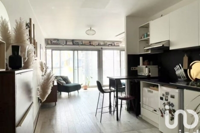 Appartement à vendre à PARIS 14EME Belleville - 1 pièces - 42 m² 