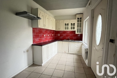 Maison à vendre à DESCARTES  - 10 pièces - 200 m² 