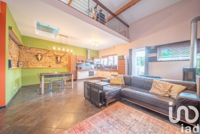 Maison à vendre à CHENIERES  - 5 pièces - 136 m² 