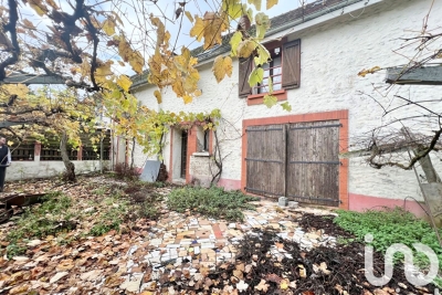 Maison à vendre à LA TRETOIRE  - 5 pièces - 140 m² 