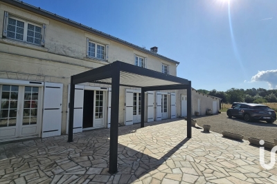 Maison à vendre à CHOUZE SUR LOIRE  - 5 pièces - 120 m² 