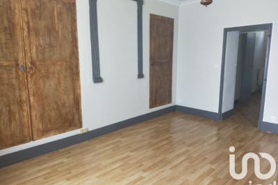 Maison à vendre à BEAULIEU LES LOCHES  - 7 pièces - 158 m² 