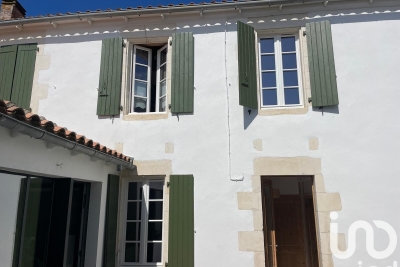 Maison à vendre à STE MARIE DE RE  - 4 pièces - 93 m² 