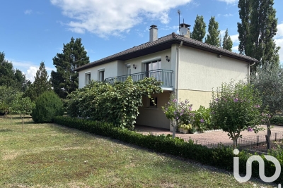 Maison à vendre à RIOM  - 7 pièces - 153 m² 