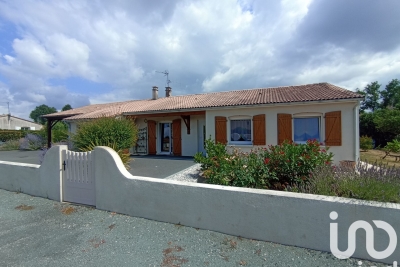 Maison à vendre à CHATILLON SUR THOUET  - 4 pièces - 103 m² 